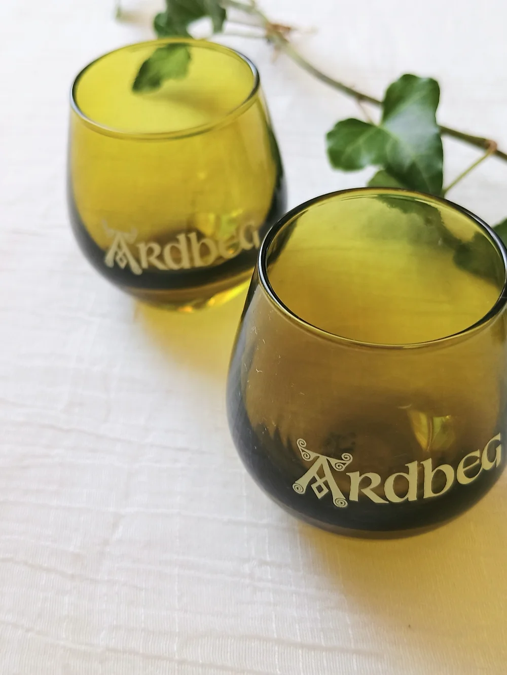 🎩 SPEAKEASY AESTHETIC 🎩 x 2 Green Glass Ardbeg Shot glasses, MCM Bar ware